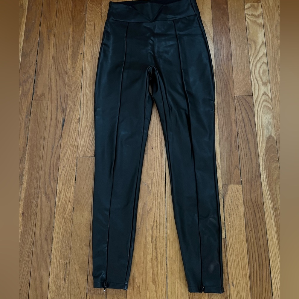 Abercrombie & Fitch Vegan Leather Legging